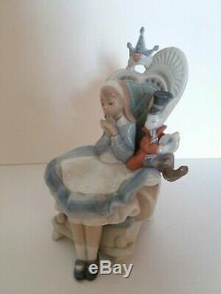 Lladro Alice in Wonderland (Privilege Gold)