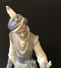 Lladro Arabian Knight. Hindu Prince. 1310. Large piece, very rare