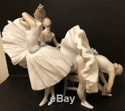 Lladro Backstage Ballet. 8476. Ballerina trio. Limited Edition. Artist signed