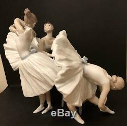 Lladro Backstage Ballet. 8476. Ballerina trio. Limited Edition. Artist signed