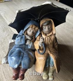 Lladro'Children in a Snowy Winter' Rare Ltd Edition Porcelain No 2228 perfect Lladro'Children in a Snowy Winter' Rare Ltd Edition Porcelain No 2228 perfect