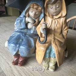 Lladro'Children in a Snowy Winter' Rare Ltd Edition Porcelain No 2228 perfect