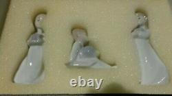 Lladro Christmas Day 3 figure Set Bery Old Ultra Rare. In brand new condition. COA