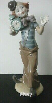 Lladro Clown With Alarm Clock #5056 Large Figurine Retired 1985