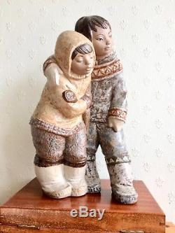 Lladro Eskimo Girl & Boy Couple Retired Model 2038 Immaculate Condition Unboxed