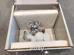 Lladro Eskimo Riders Figurine 5353 Two Inuit Children on a Polar Bear With Box