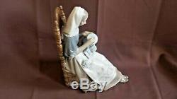 Lladro Figure Figurine Embroidery Lady Insular Embroideress 4865