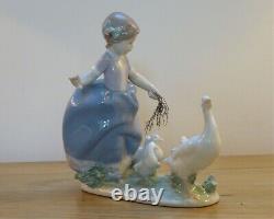 Lladro Figure Hurry Now 5503