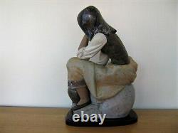 Lladro Figurine 13525 Classic Water Carrier Large Piece With Base Exc. Cond
