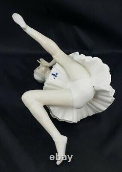Lladro Figurine 4855 Death of Swan Ballerina