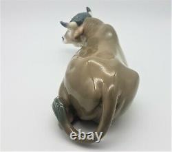 Lladro Figurine 5482 Nativity Ox Cow