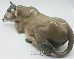 Lladro Figurine 5482 Nativity Ox Cow