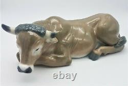 Lladro Figurine 5482 Nativity Ox Cow