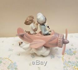 Lladro Figurine #5698 Don't Look Down Boy & Girl in Airplane Retired