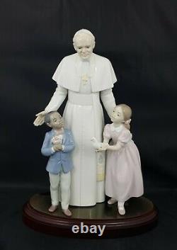 Lladro Figurine 853 Pope John Paul II Flanked by children Ltd Ed Signed