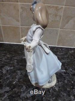 Lladro Figurine Alice in Wonderland Number 5740 Perfect Condition
