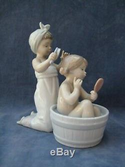 Lladro Figurine Bathing Beauties Perfect First Quality 01013512