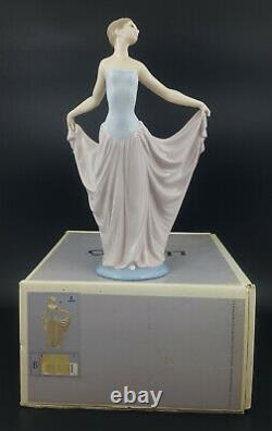 Lladro Figurine Dancer Woman Model 5050 Boxed Damaged