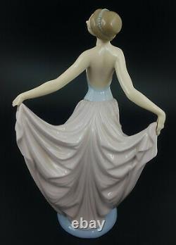 Lladro Figurine Dancer Woman Model 5050 Boxed Damaged