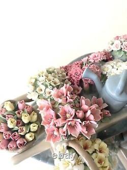 Lladro Figurine Flowers of the Season Porcelain 1983
