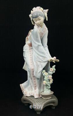 Lladro Figurine Geisha Girl Mayumi Model 1449 Damaged