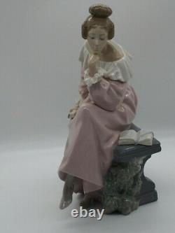 Lladro Figurine In the Garden 4978 Made in Spain