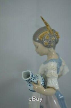 Lladro Figurine Making Paella Ref. 5254