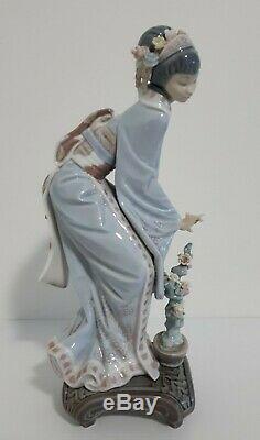 Lladro Figurine Mayumi #1449 C1980/90s