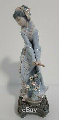 Lladro Figurine Mayumi #1449 C1980/90s