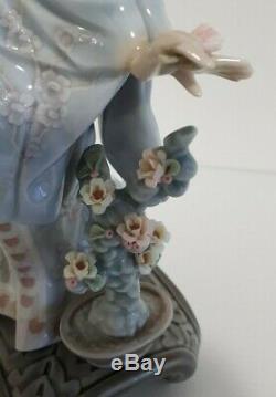 Lladro Figurine Mayumi #1449 C1980/90s