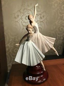 Lladro Figurine Merry Ballet Double Ballerinas