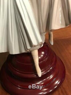 Lladro Figurine Merry Ballet Double Ballerinas