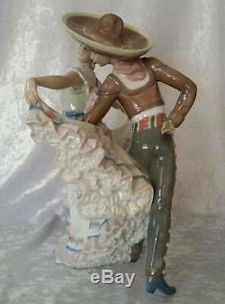 Lladro Figurine Mexican Dancers #5415