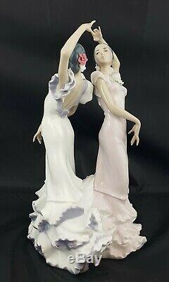 Lladro Figurine Ole 5601 Spanish Flamenco Dancers