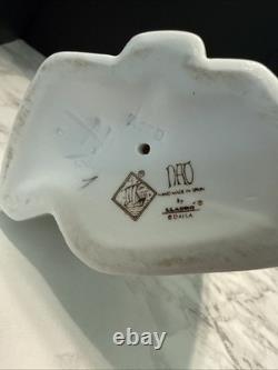 Lladró Fine Porcelain Nao Girl With Basket Figurine