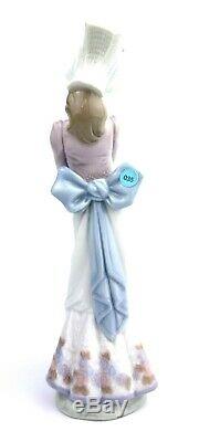 Lladro Garden Song Figurine 7618 Boxed Retired 1992 Dulce Paseo