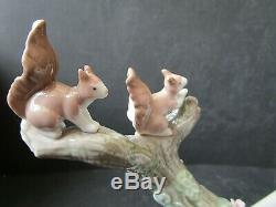 Lladro Girl Feeding Squirrels Springtime Friend 6140 in Original Box