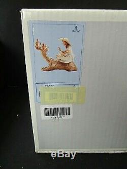 Lladro Girl Feeding Squirrels Springtime Friend 6140 in Original Box