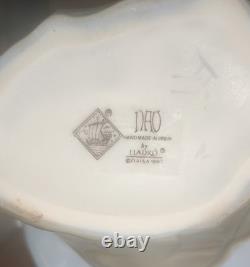 Lladro Girl Sitting With Bird 1987 by Nao Vintage Porcelain made in Spain