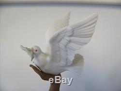 Lladro Gres Peace Offering, Large Nude #3559 Original Box. (mint Condition)