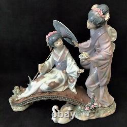 Lladro Group HN 1445 Springtime in Japan Two Geisha Girls on Bridge