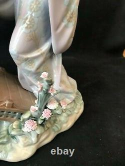 Lladro Group HN 1445 Springtime in Japan Two Geisha Girls on Bridge