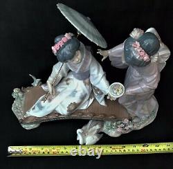 Lladro Group HN 1445 Springtime in Japan Two Geisha Girls on Bridge