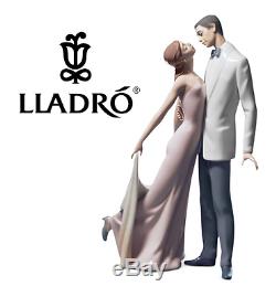 Lladro'HAPPY ANNIVERSARY' China Love Figurine, Porcelain Ornament 01006475