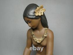 Lladro Hawaiian Flower Vendor 2154 # Boxed # Gres Figure