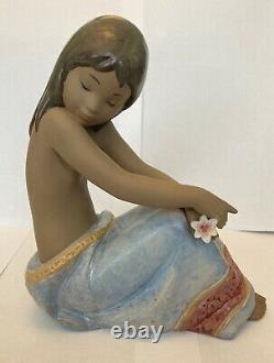 Lladro Island Beauty 2382 Gres With Box Island Girl