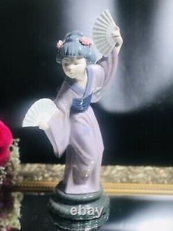 Lladro Japanese Geisha Figurines