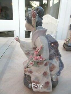Lladro Japanese Geisha Kneeling Picking Flowers #1450 Kiyoko