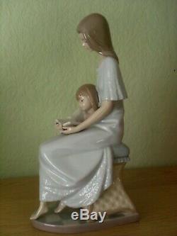Lladro Large Figure Bedtime Story Model 5457 Lovely Example 27 Cms Tall