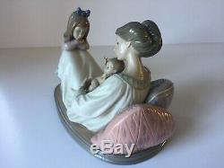 Lladro Large Figurine # 1606 Mother, Daughter and Baby Mint Lovely Piece